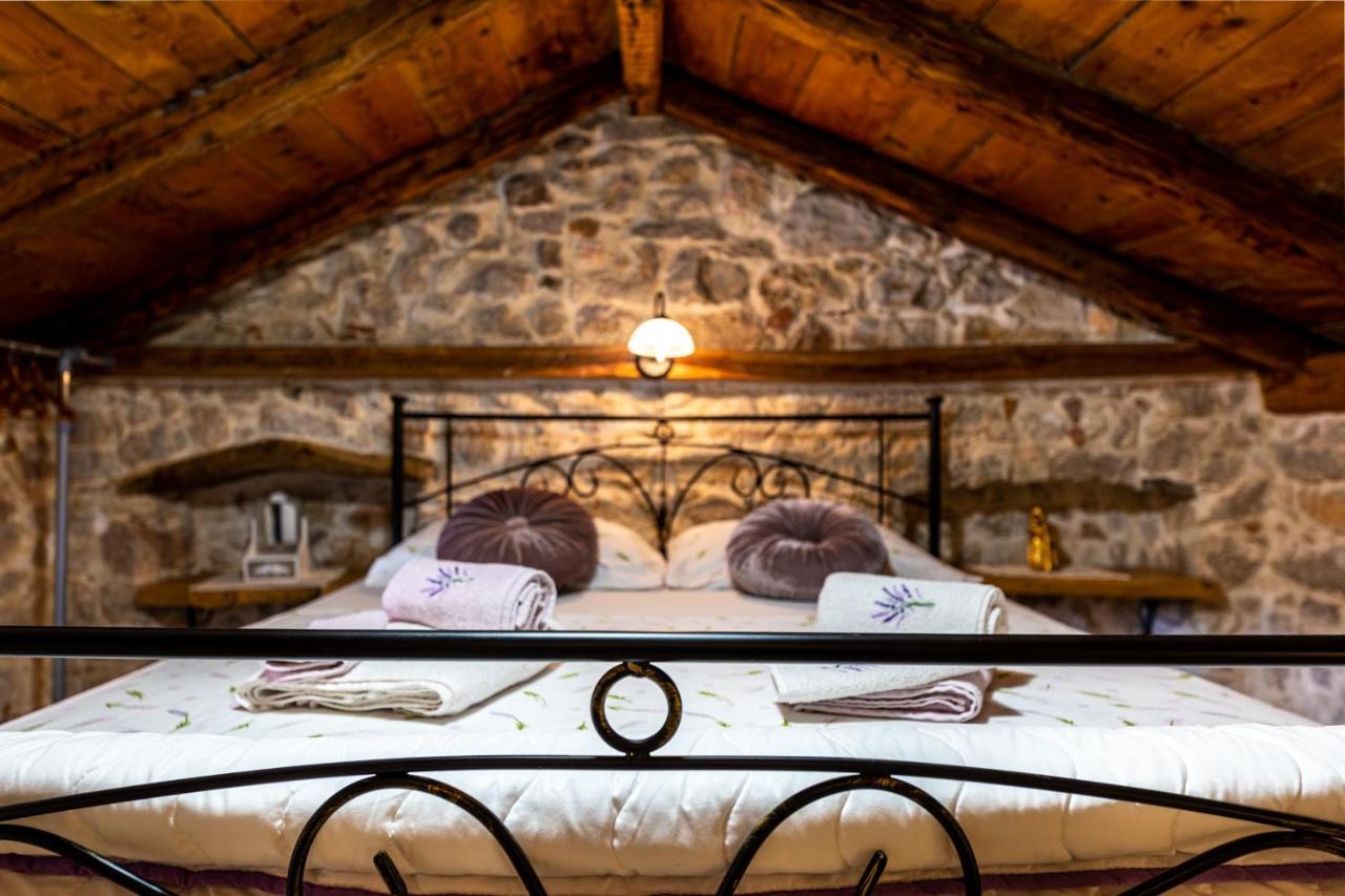 Parona Holiday Home Vrbnik Extérieur photo
