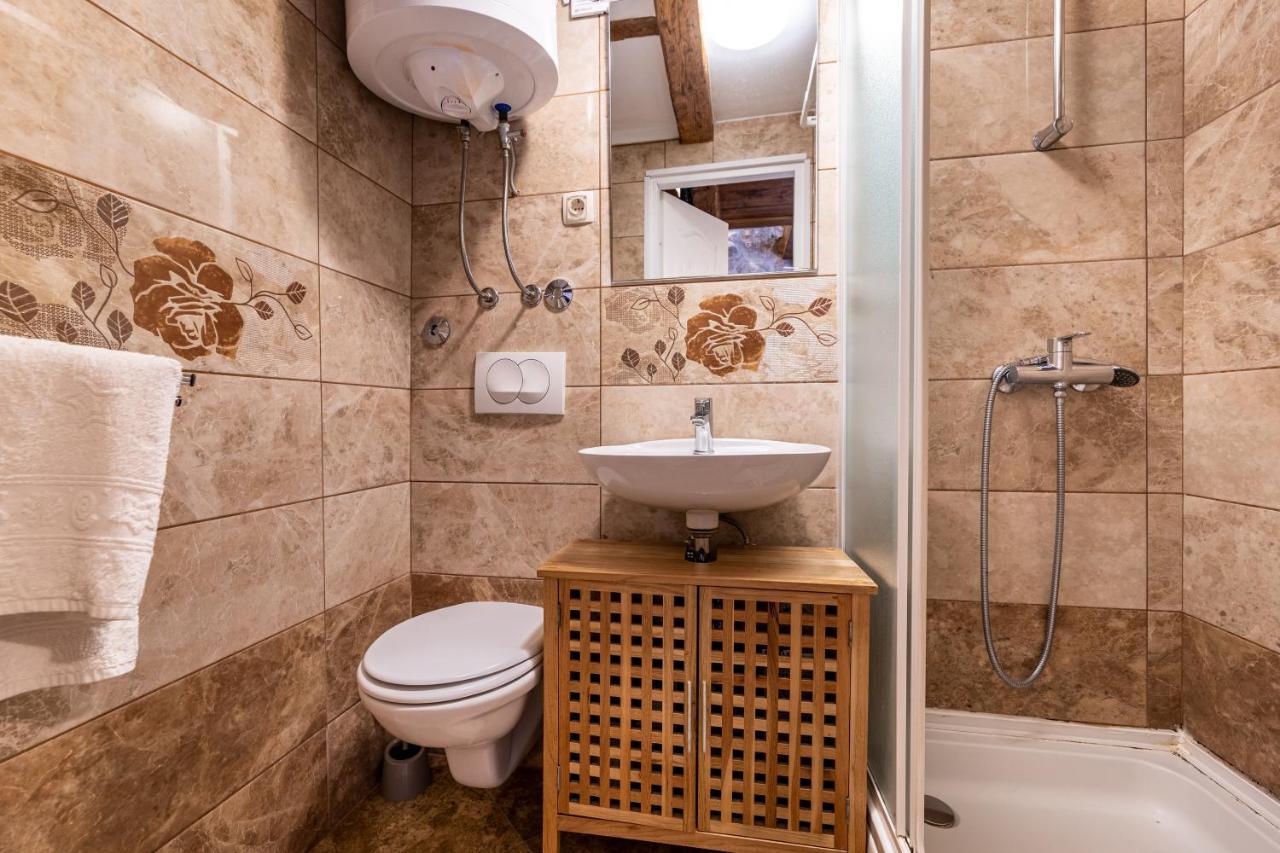 Parona Holiday Home Vrbnik Extérieur photo